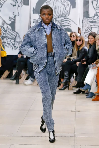 Look 2